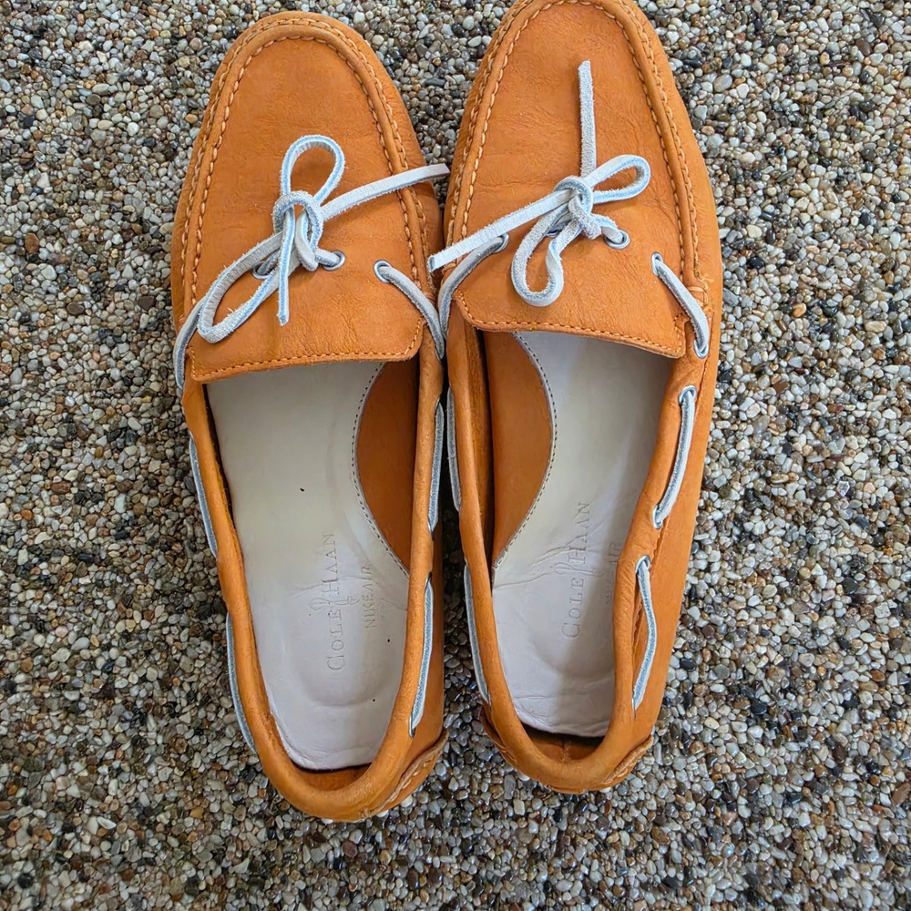 Cole Haan Nike Air Orange Leather Driving Moccasins Loafers D39810 Womens 7.5B